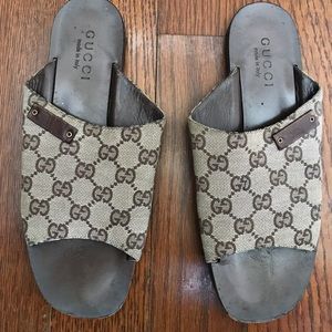 Authentic Gucci Sandals- (submit offer)